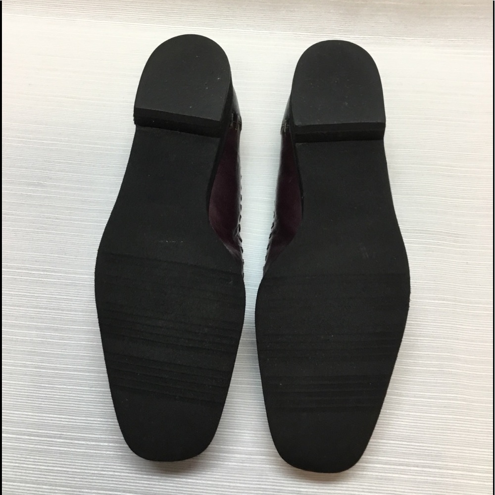 Striking Low 1” Loafers by Margaret J. - Picture 7 of 7